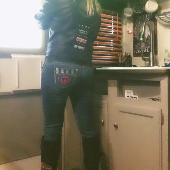 Maurice’s embellished jeans - Picture 8 of 16